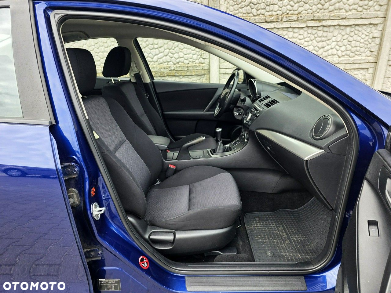 Mazda 3 2.0 MZR DISI Edition - 23