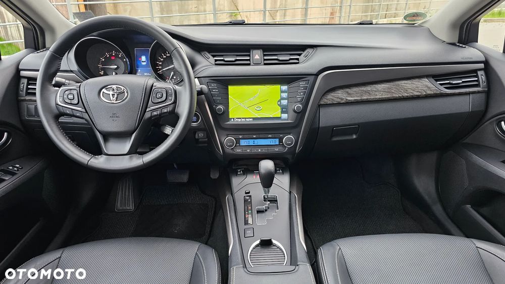 Toyota Avensis 1.8 Multidrive S Executive - 10