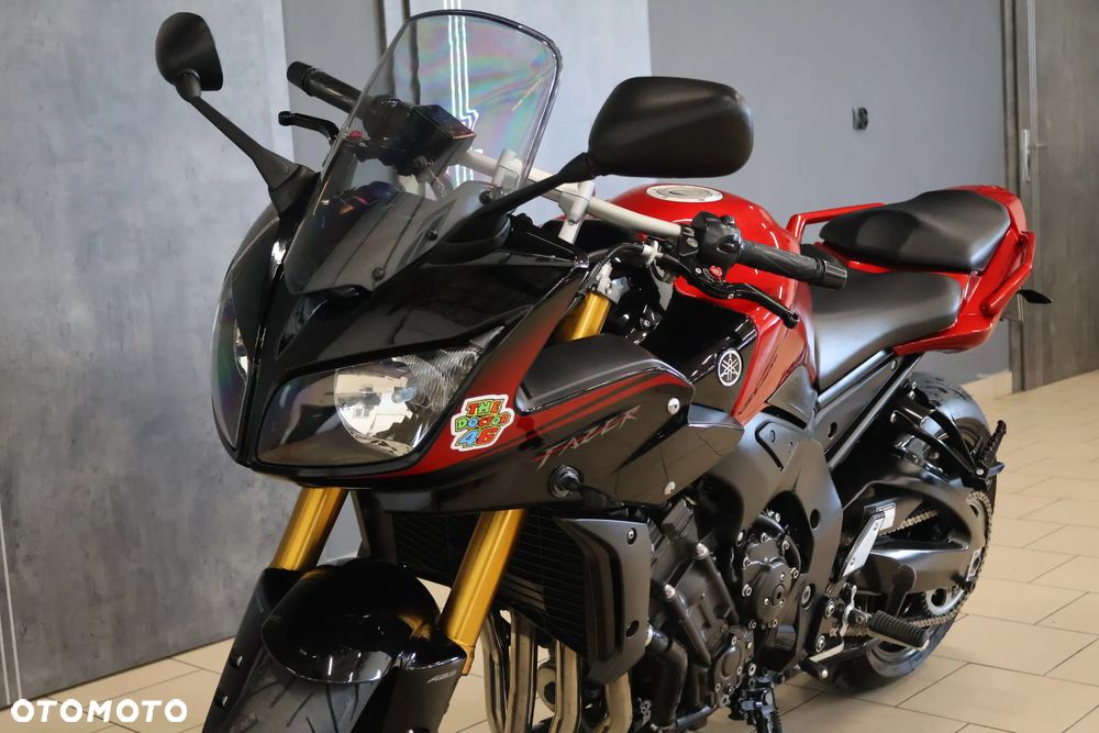 Yamaha FZ - 16