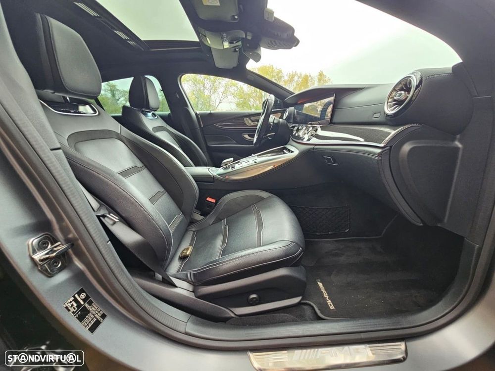 Mercedes-Benz AMG GT 43 4Matic+ - 39