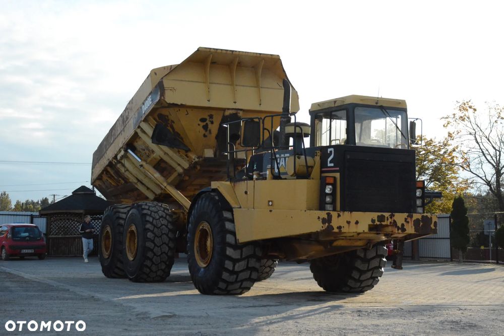 Caterpillar D400E / 1998r / 24190h / Opony 95% / Grzana paka - 2