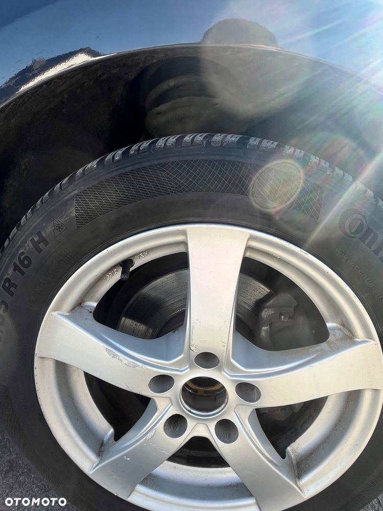 Volkswagen Golf 1.6 TDI BlueMotion Comfortline - 14