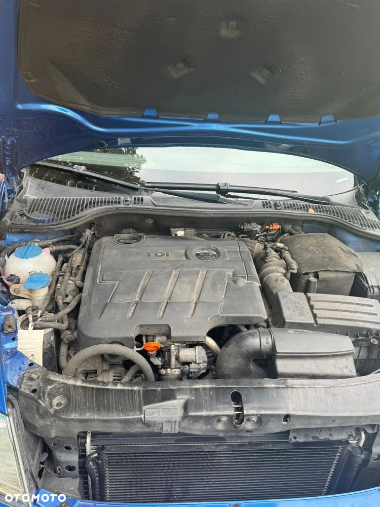 Skoda Octavia 2.0 TDI CR DPF RS - 10