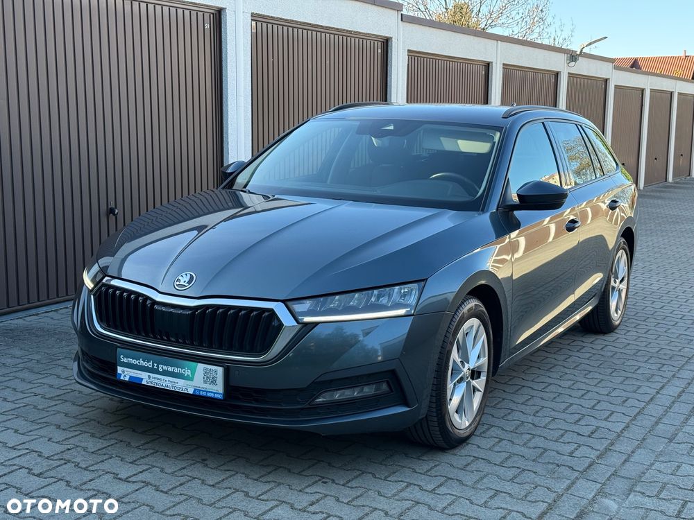 Skoda Octavia 2.0 TDI SCR Ambition DSG - 2