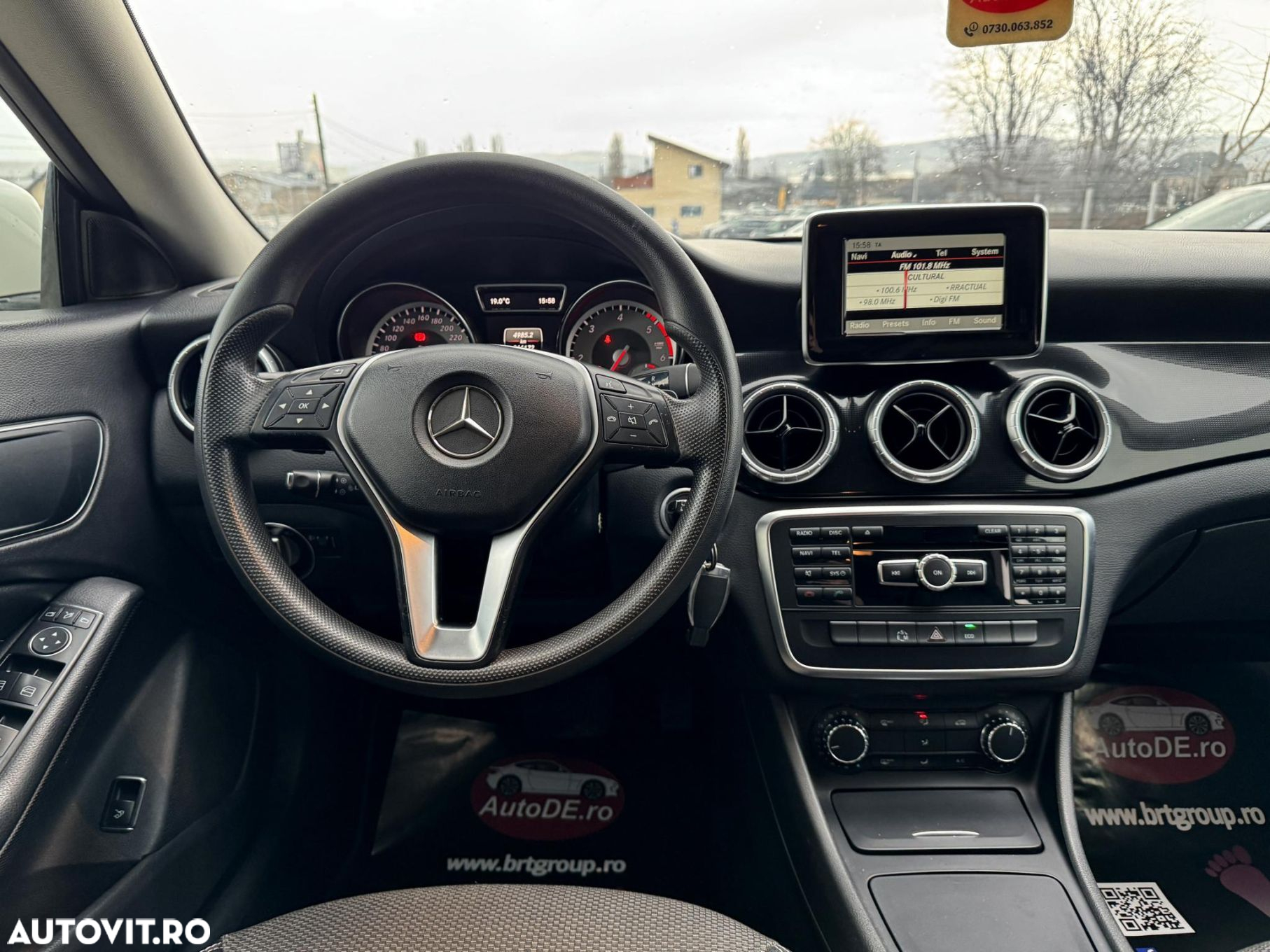 Mercedes-Benz CLA - 10