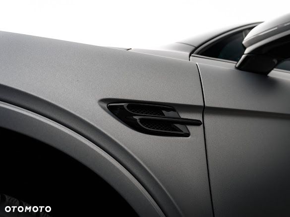 Bentley Bentayga - 8