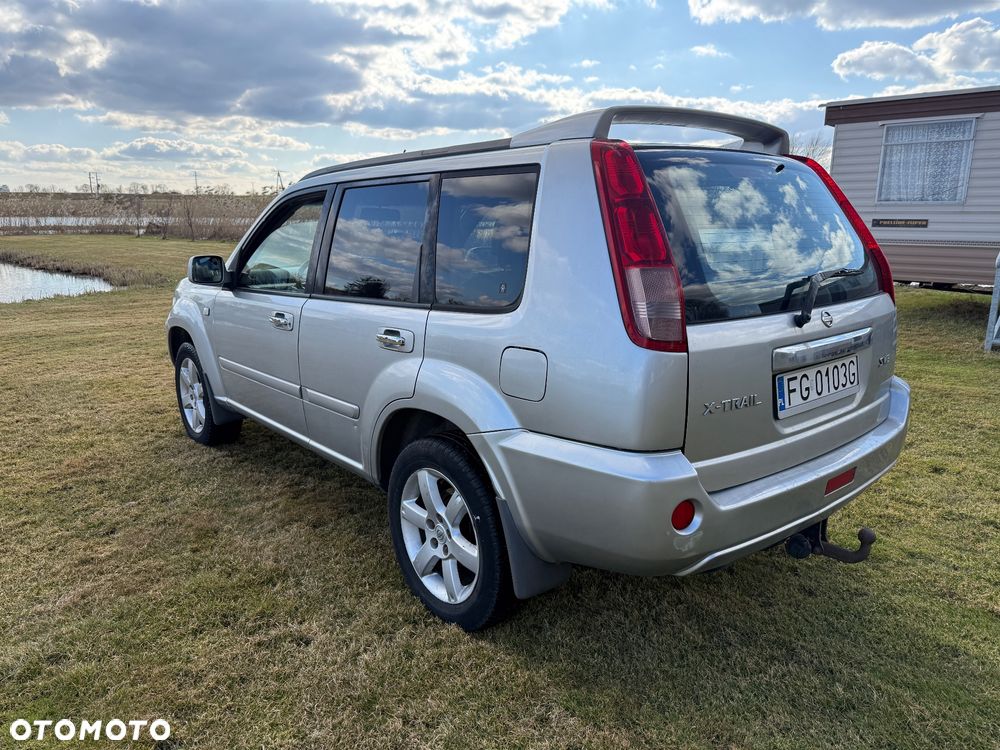Nissan X-Trail - 4