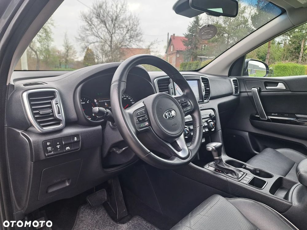 Kia Sportage 2.0 CRDI 4WD Automatik Dream-Team Edition - 11