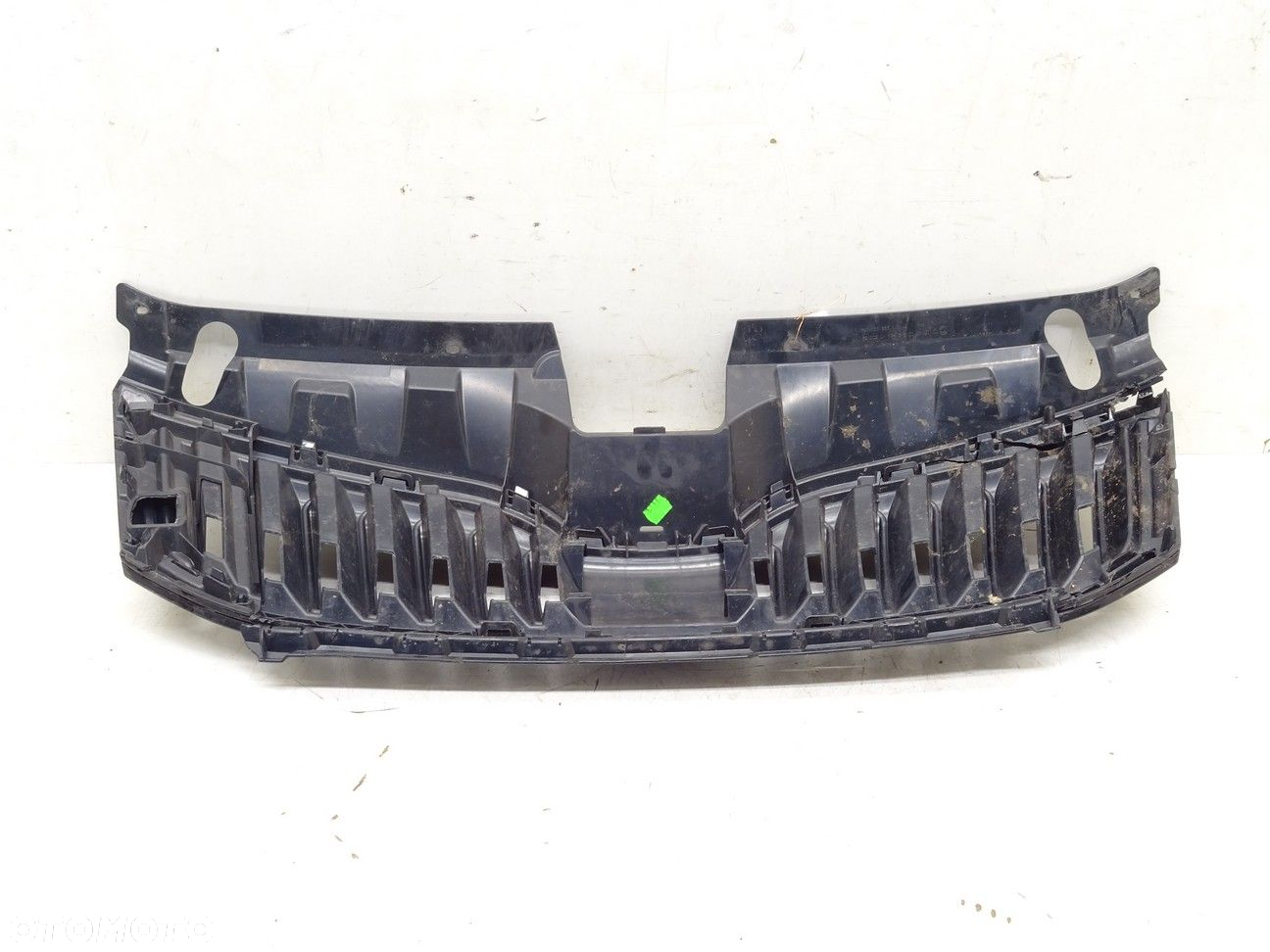 ATRAPA GRILL - 130.00 PLN - SKODA OCTAVIA III Combi (5E5, 5E6) 2012 - 2022 2.0 TDI RS 135 kW [184 - 5