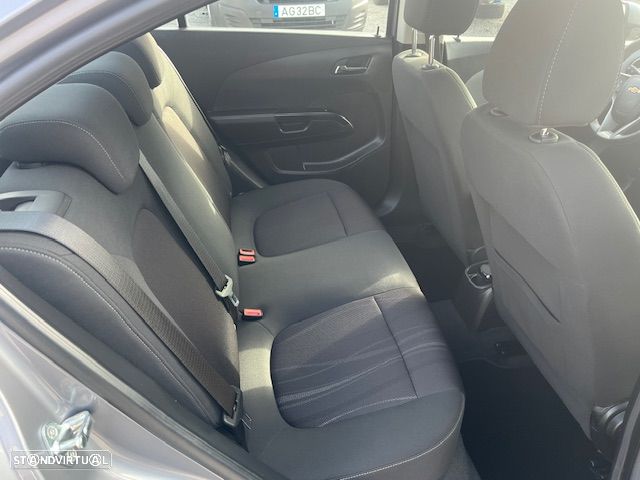 Chevrolet Aveo 1.3 VCDi LTZ - 9
