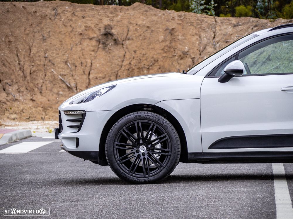 Porsche Macan S - 4