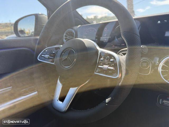 Mercedes-Benz EQA 250+ - 18