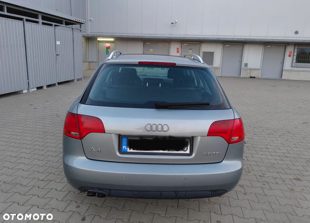 Audi A4 Avant 2.0 TDI - 12