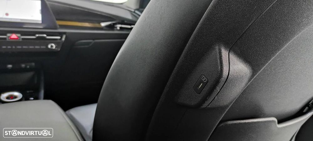 Kia Niro EV 64kWh Tech - 37