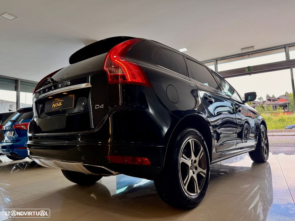 Volvo XC 60 2.0 D4 Momentum - 11