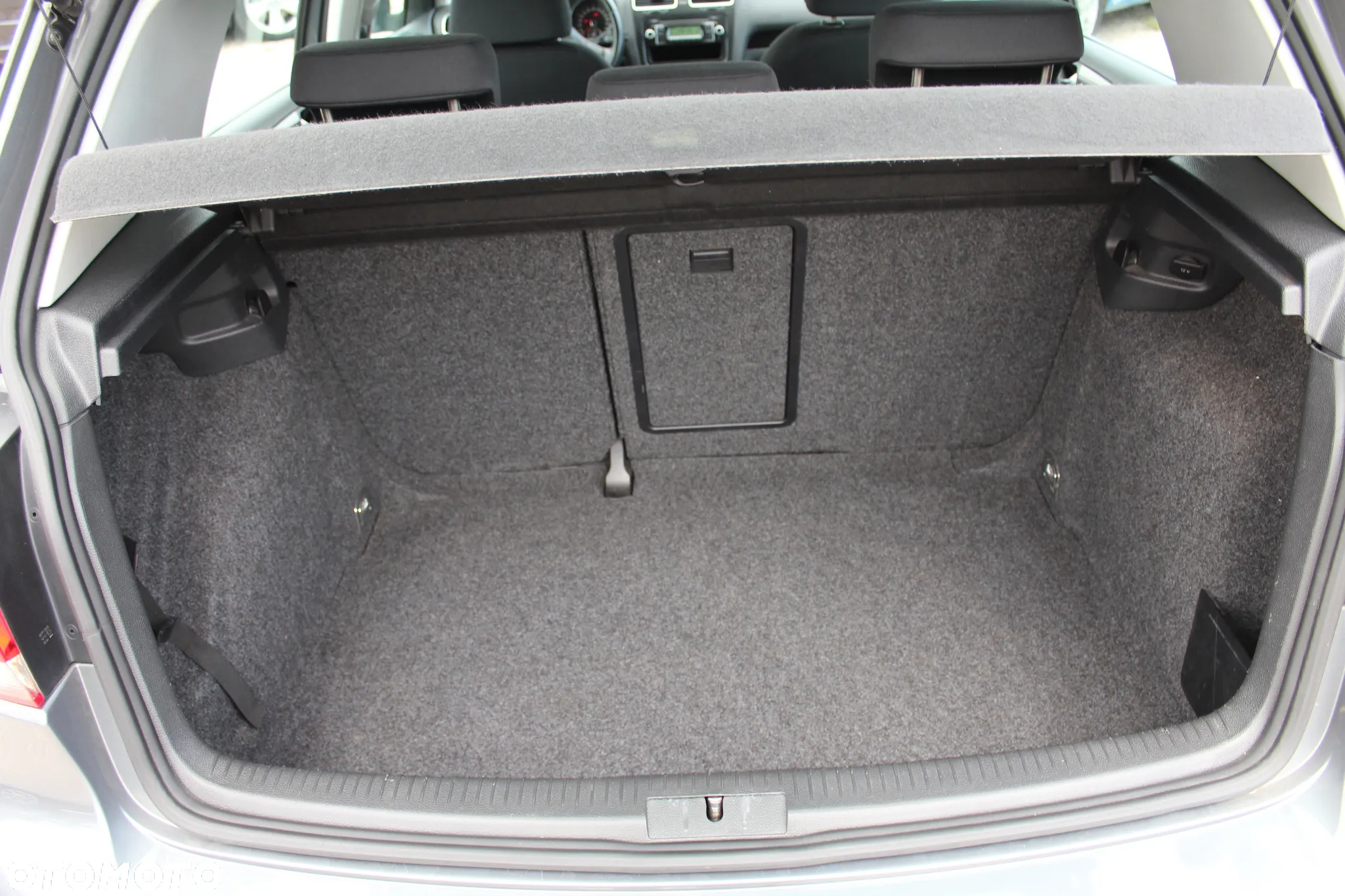 Volkswagen Golf 1.6 Comfortline - 18