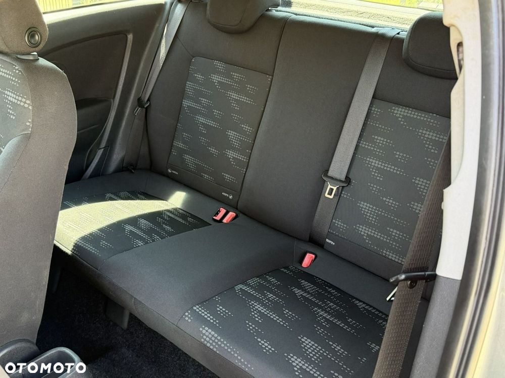 Opel Corsa - 19