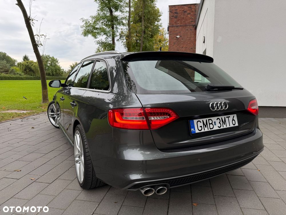 Audi A4 Avant 2.0 TDI DPF S line Sportpaket - 13