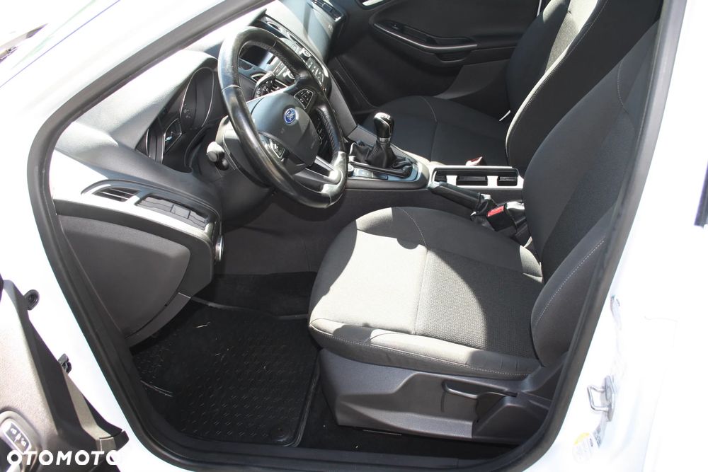Ford Focus 1.0 EcoBoost Edition - 15