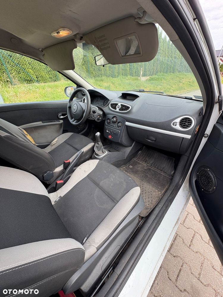 Renault Clio 1.5 dCi Tech Run - 14