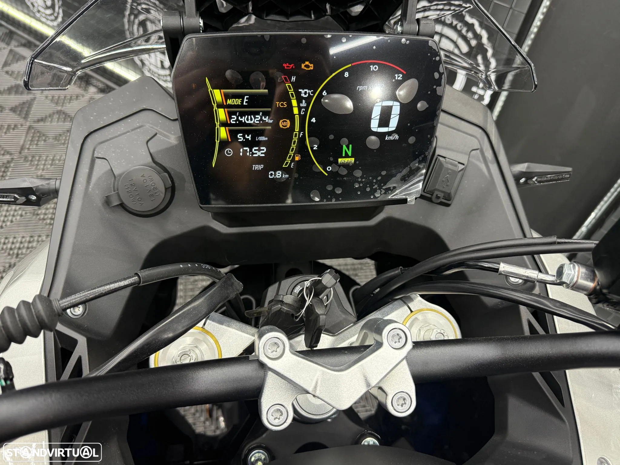 Voge 525DSX - 5