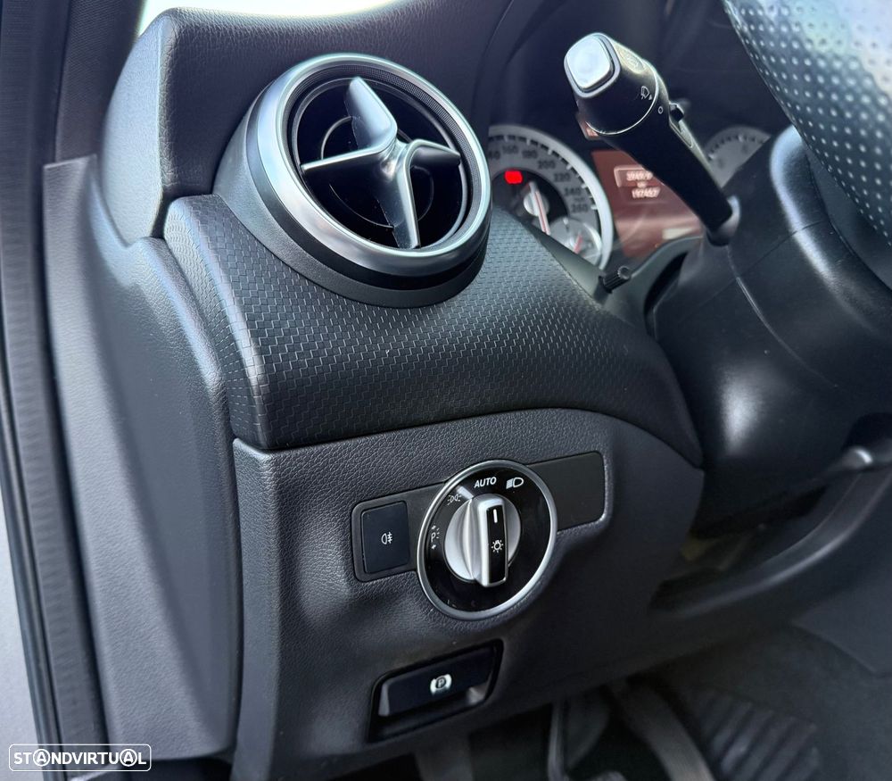 Mercedes-Benz A 180 CDI BE Edition Urban - 12