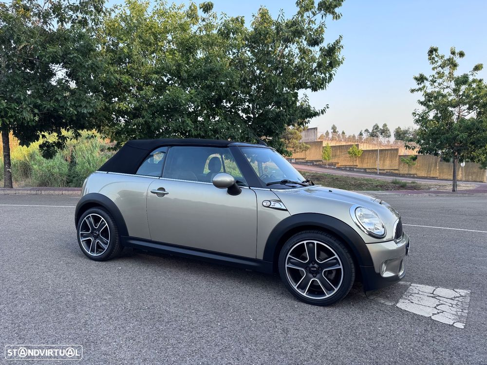 MINI Cabrio Cooper S - 8