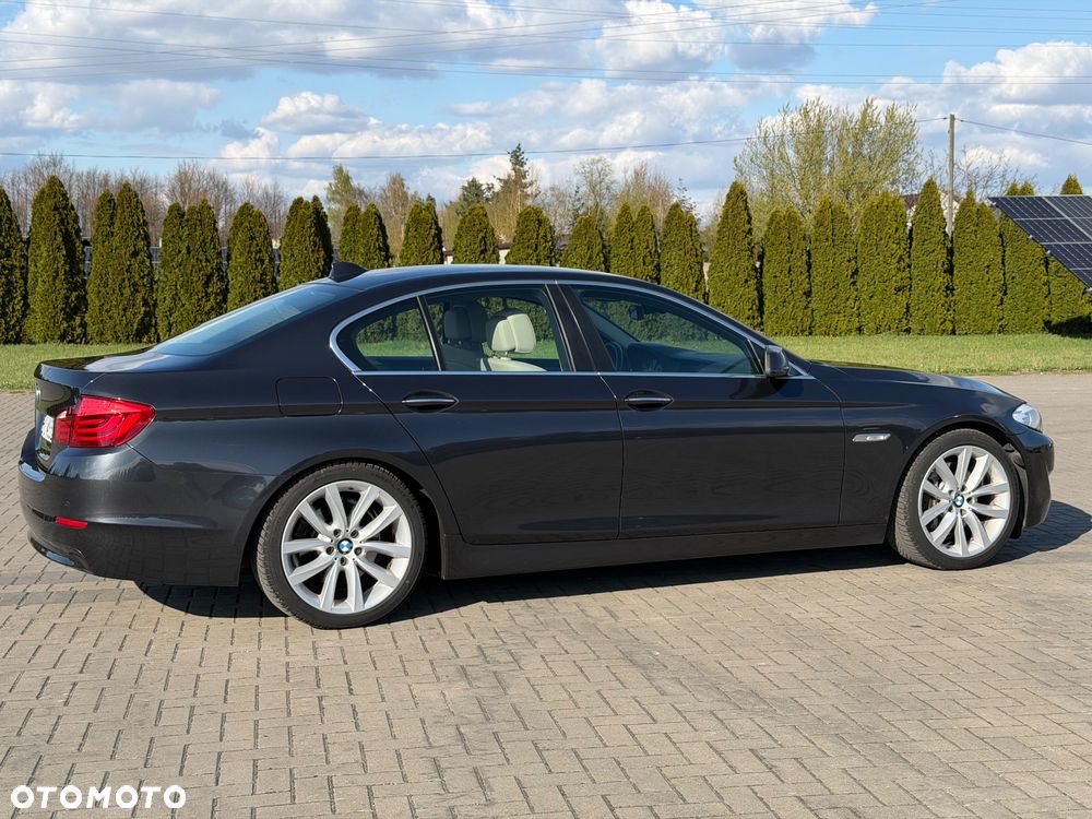 BMW Seria 5 528i Sport-Aut Luxury Line - 6
