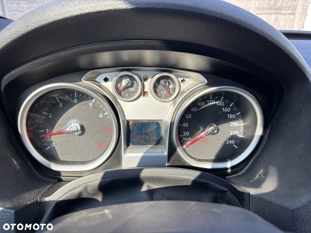 Ford Kuga 2.5 4x4 Trend - 5