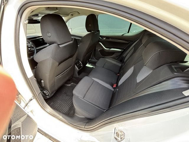 Skoda Octavia 2.0 TDI Ambition - 16