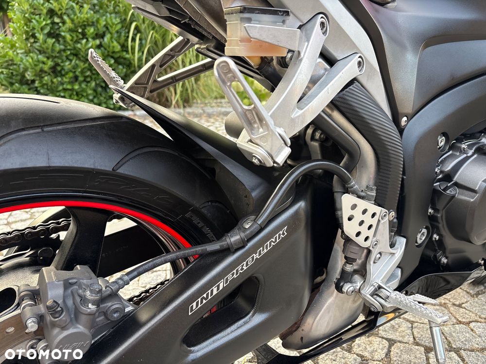 Honda CBR - 25