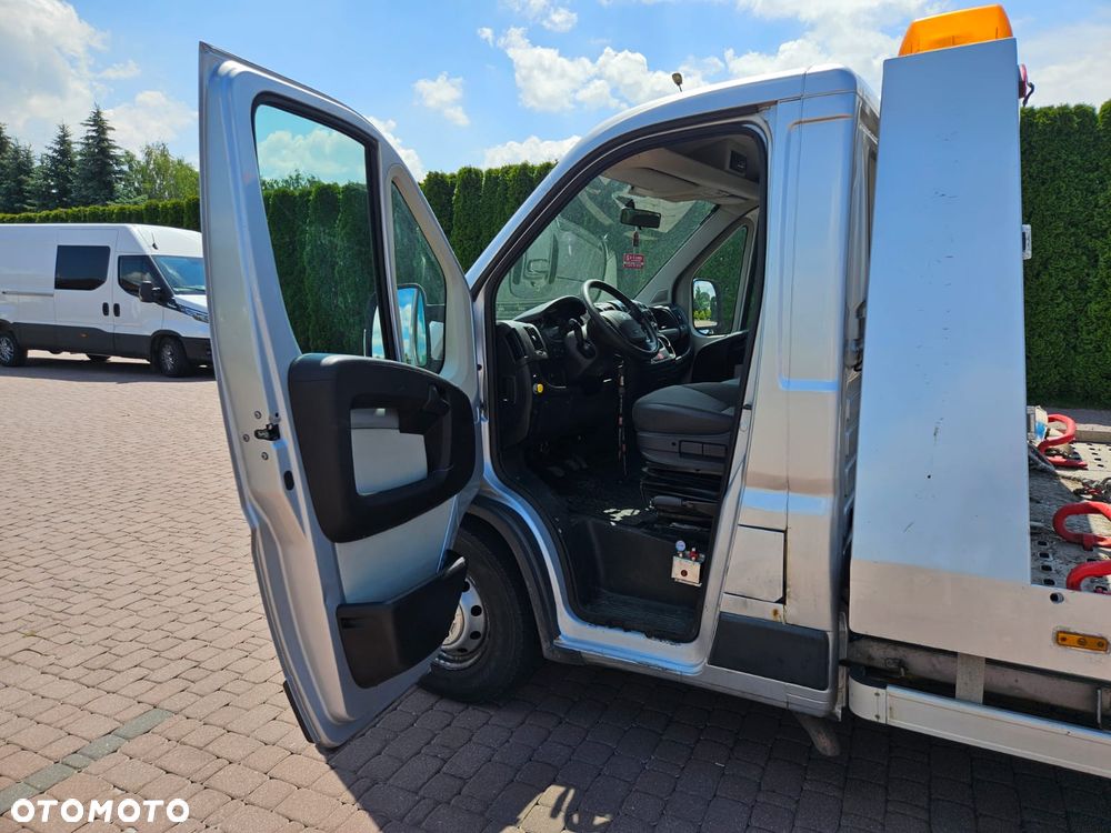 Peugeot BOXER AUTO LAWETA 3.5T - 4