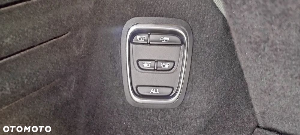 Renault Scenic - 21