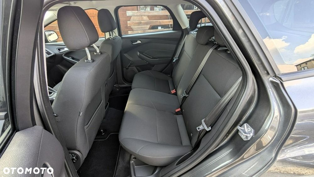 Ford Focus - 18
