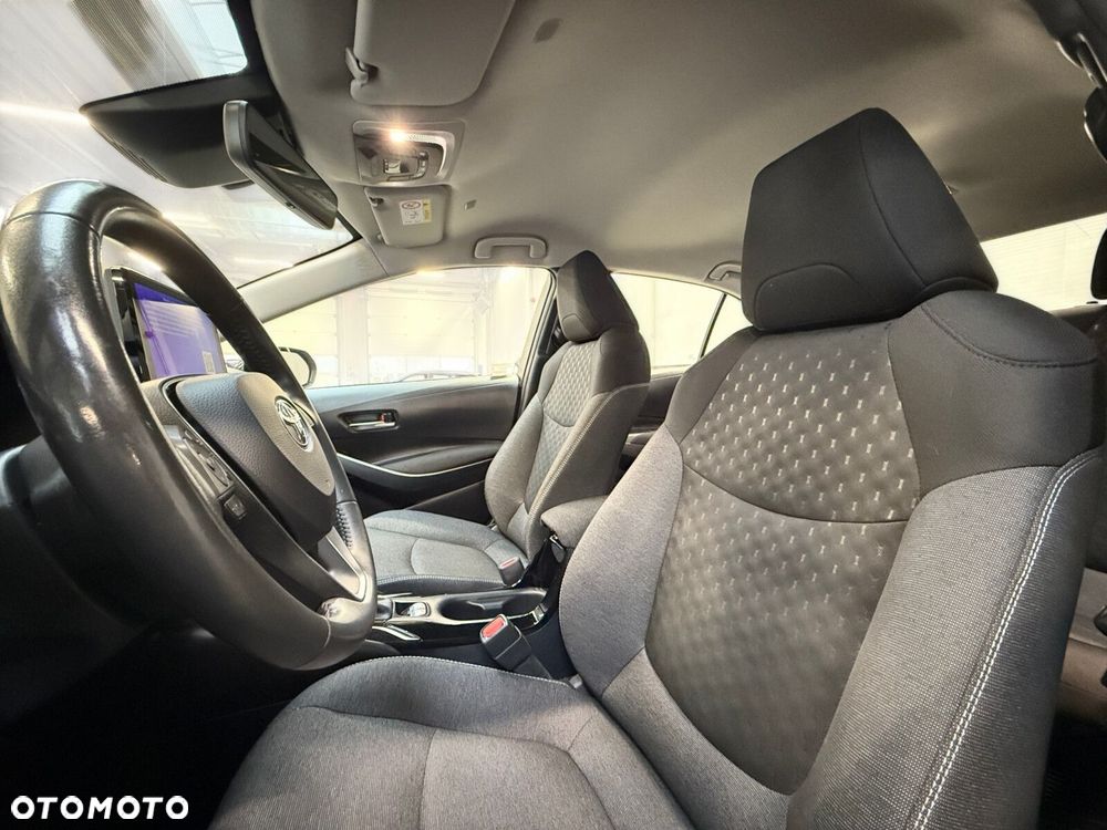 Toyota Corolla 1.8 Hybrid Comfort - 20
