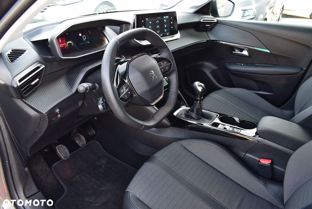 Peugeot 208 1.2 PureTech Allure S&S - 10