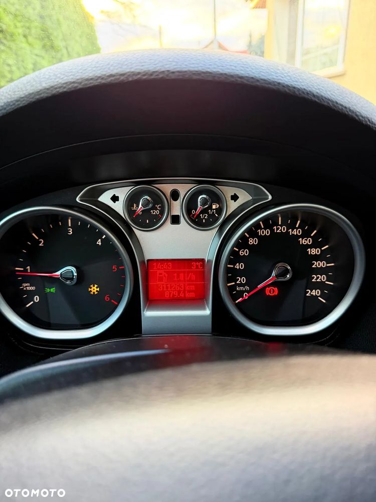 Ford Kuga 2.0 TDCi Titanium FWD - 17