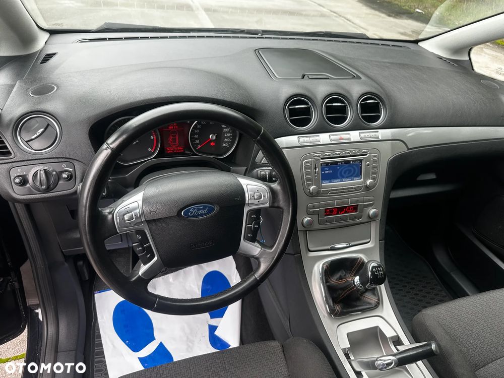 Ford S-Max 1.8 TDCi Ambiente - 28