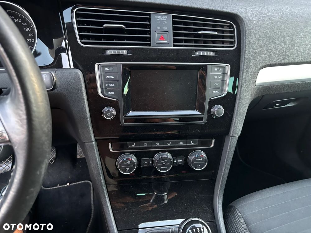 Volkswagen Golf 1.2 TSI BlueMotion Technology Cup - 9