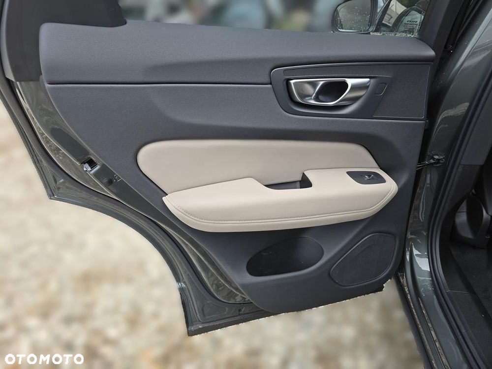 Volvo XC 60 - 5