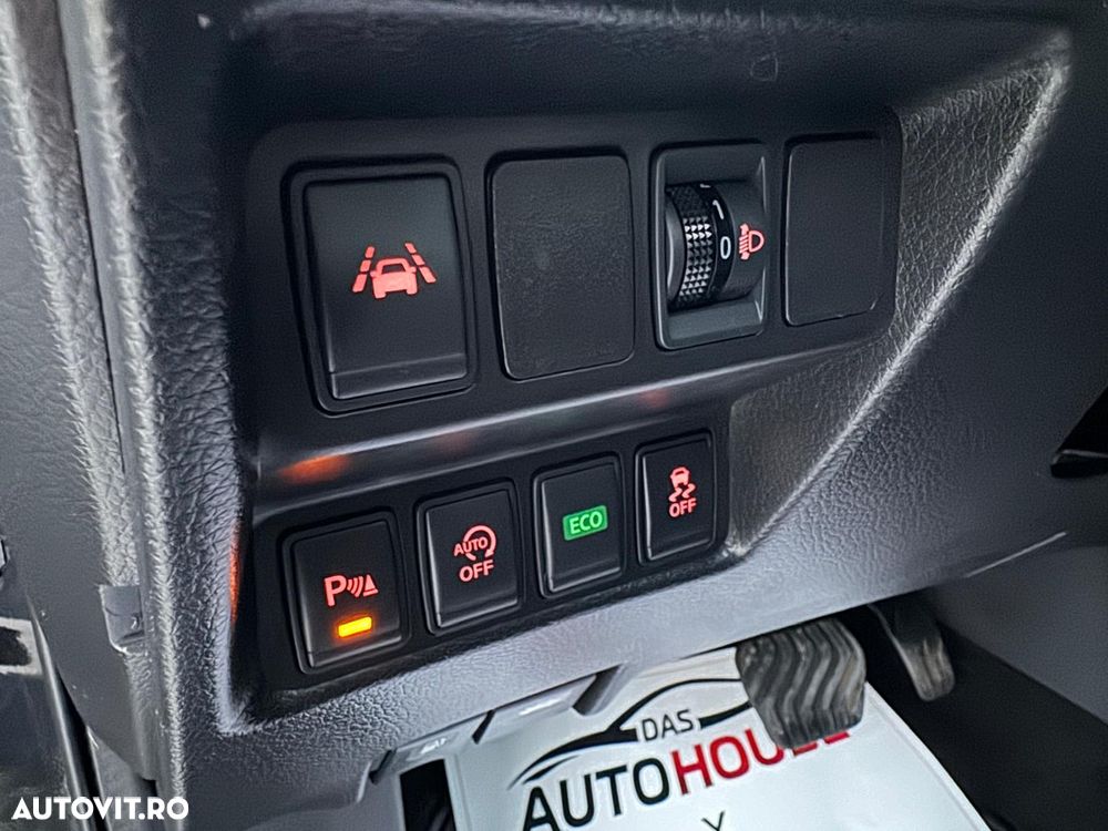 Nissan Qashqai - 25