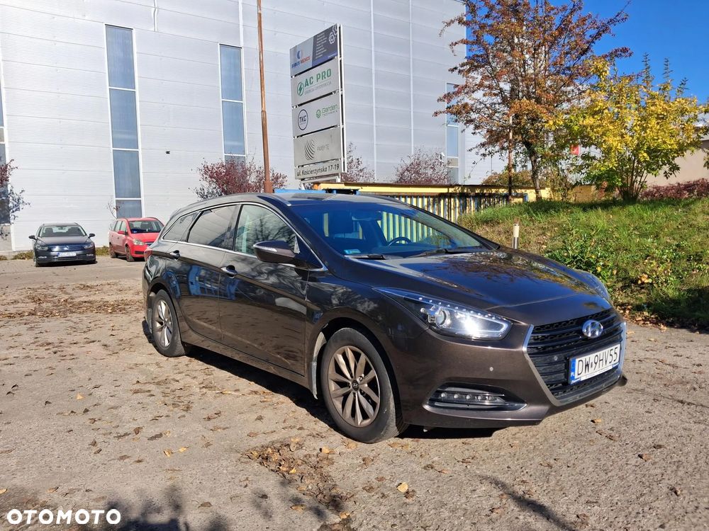 Hyundai i40 1.7 CRDi Business DCT - 2