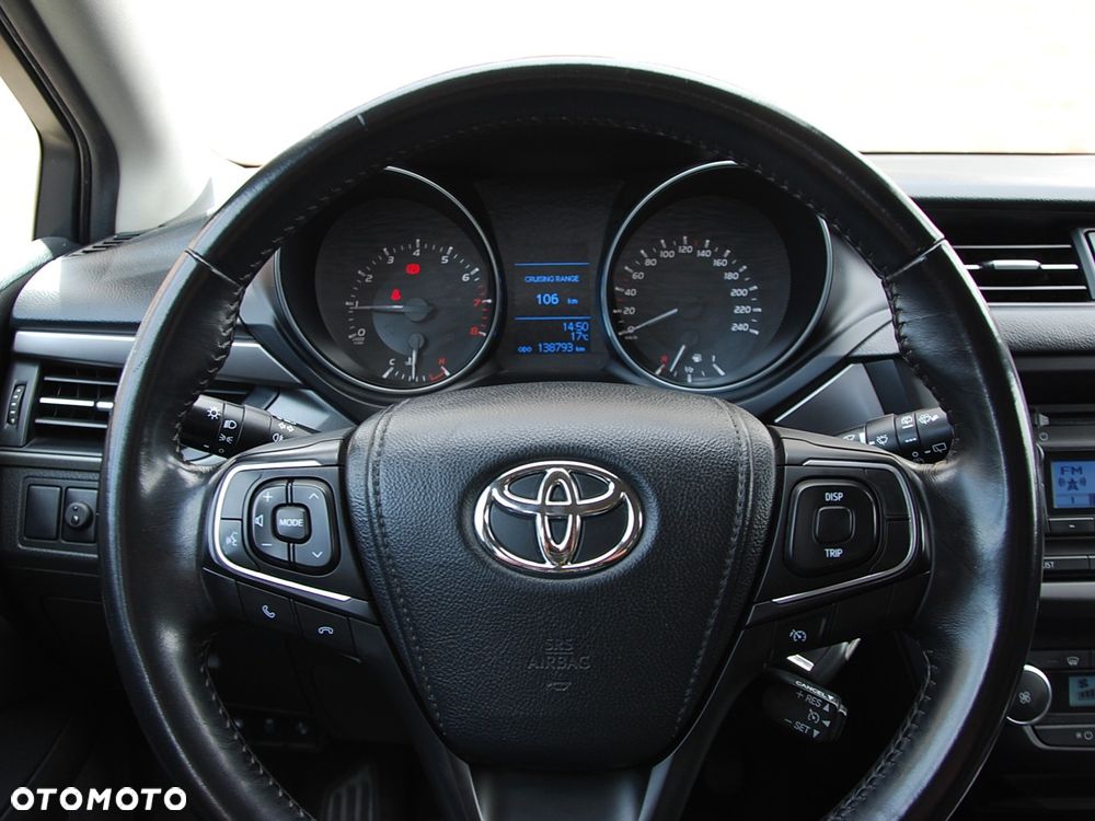 Toyota Avensis 1.8 Active - 27