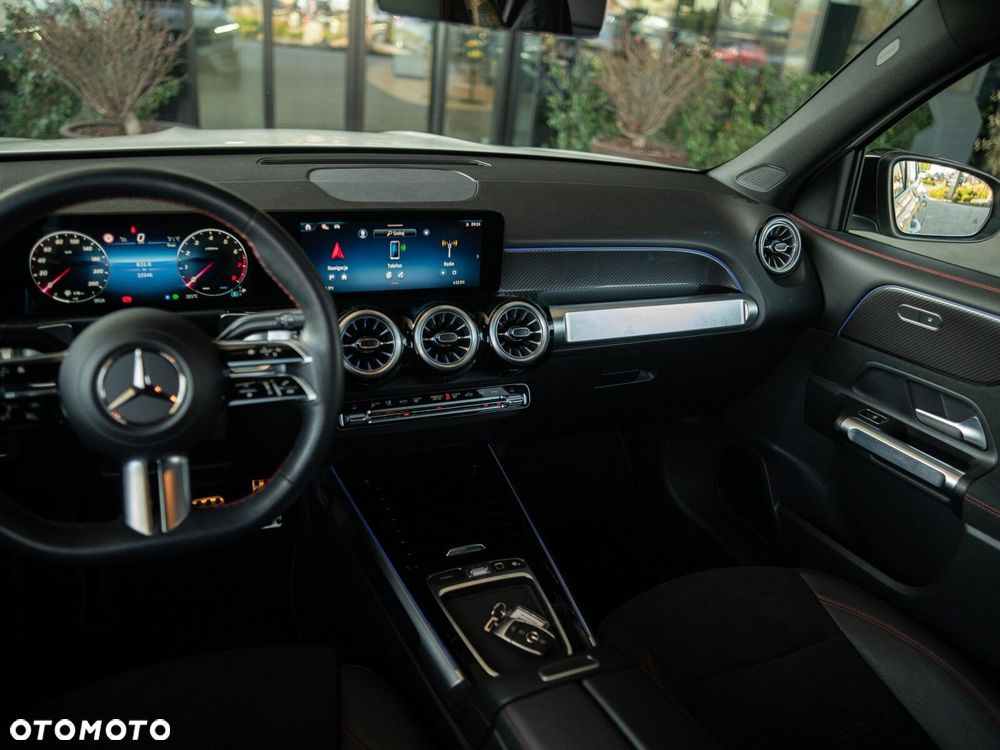 Mercedes-Benz GLB 220 mHEV 4-Matic AMG Line 8G-DCT - 15