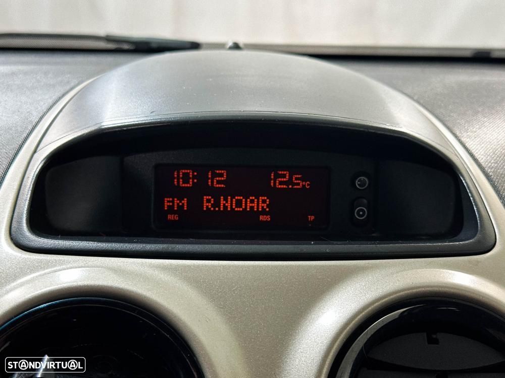 Opel Corsa Van 1.3CDTi 75cv - 29