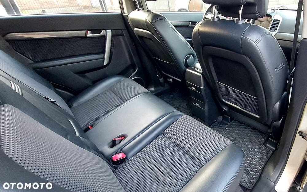 Chevrolet Captiva 2.0 d LS 5os - 13