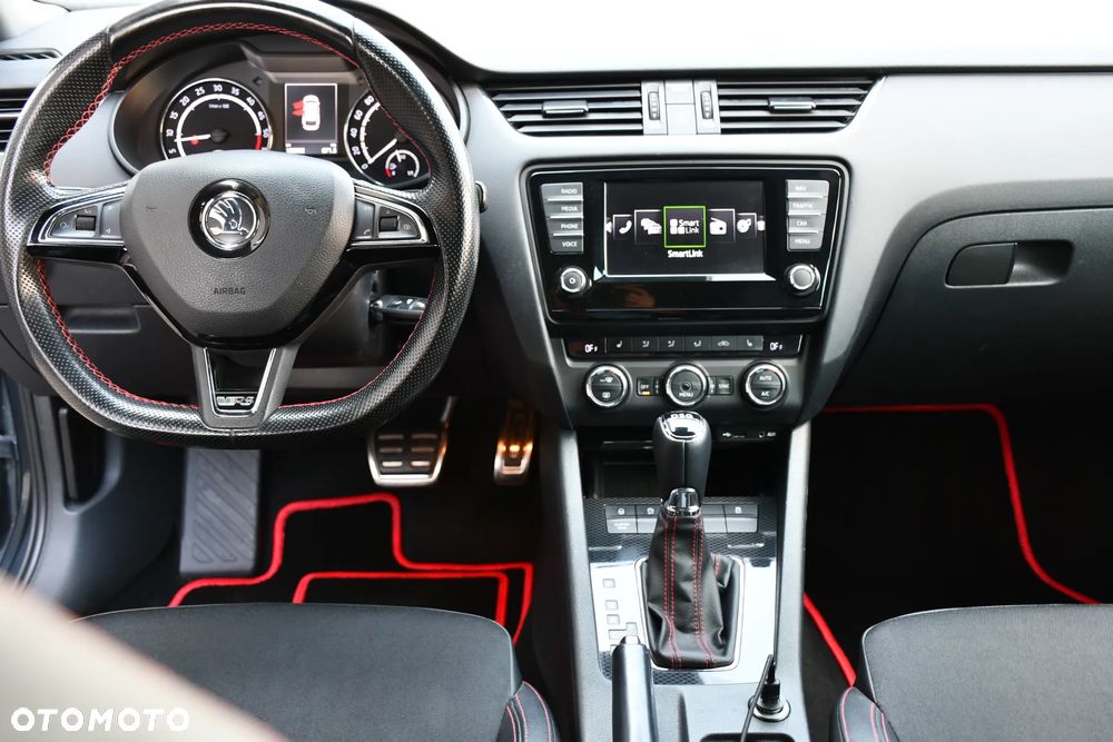 Skoda Octavia 2.0 TDI RS DSG - 14