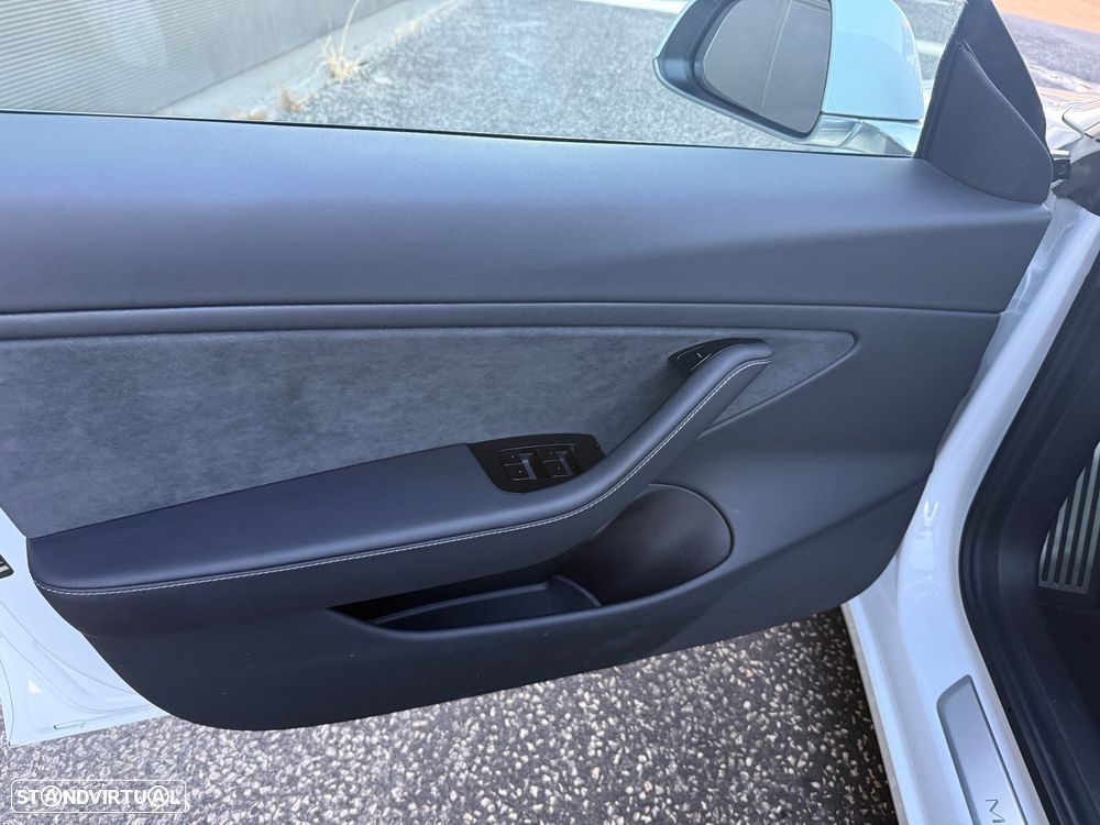 Tesla Model 3 AWD Dual Motor Performance - 13