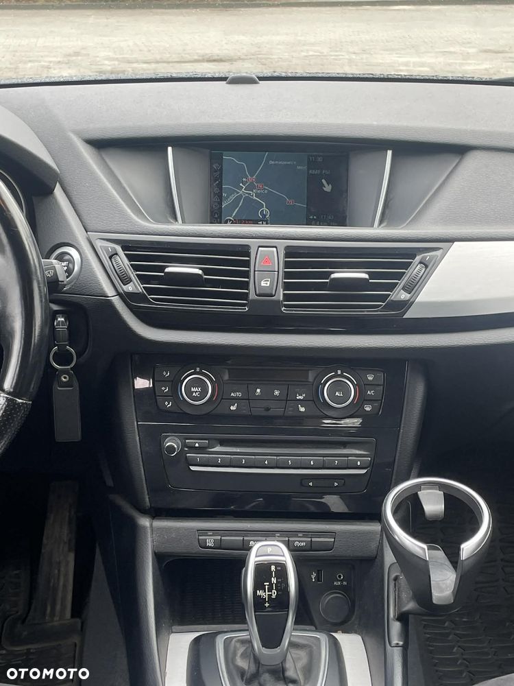 BMW X1 - 8