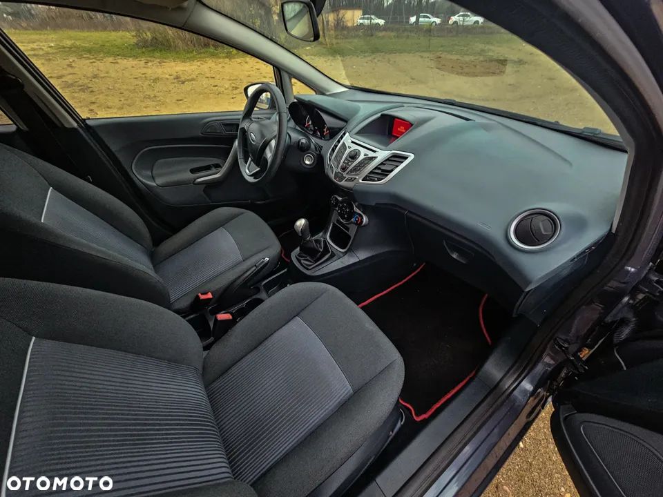 Ford Fiesta 1.25 Ambiente - 23
